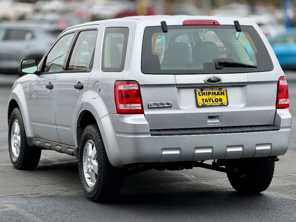 2010 Ford Escape XLS