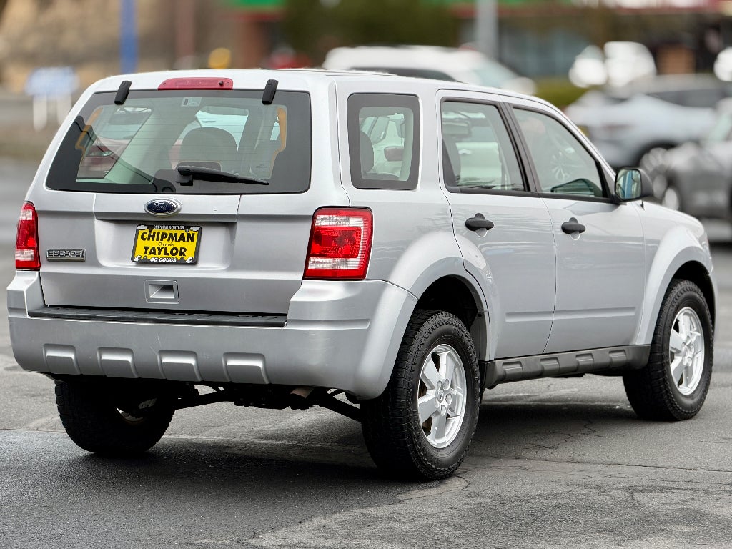 2010 Ford Escape XLS
