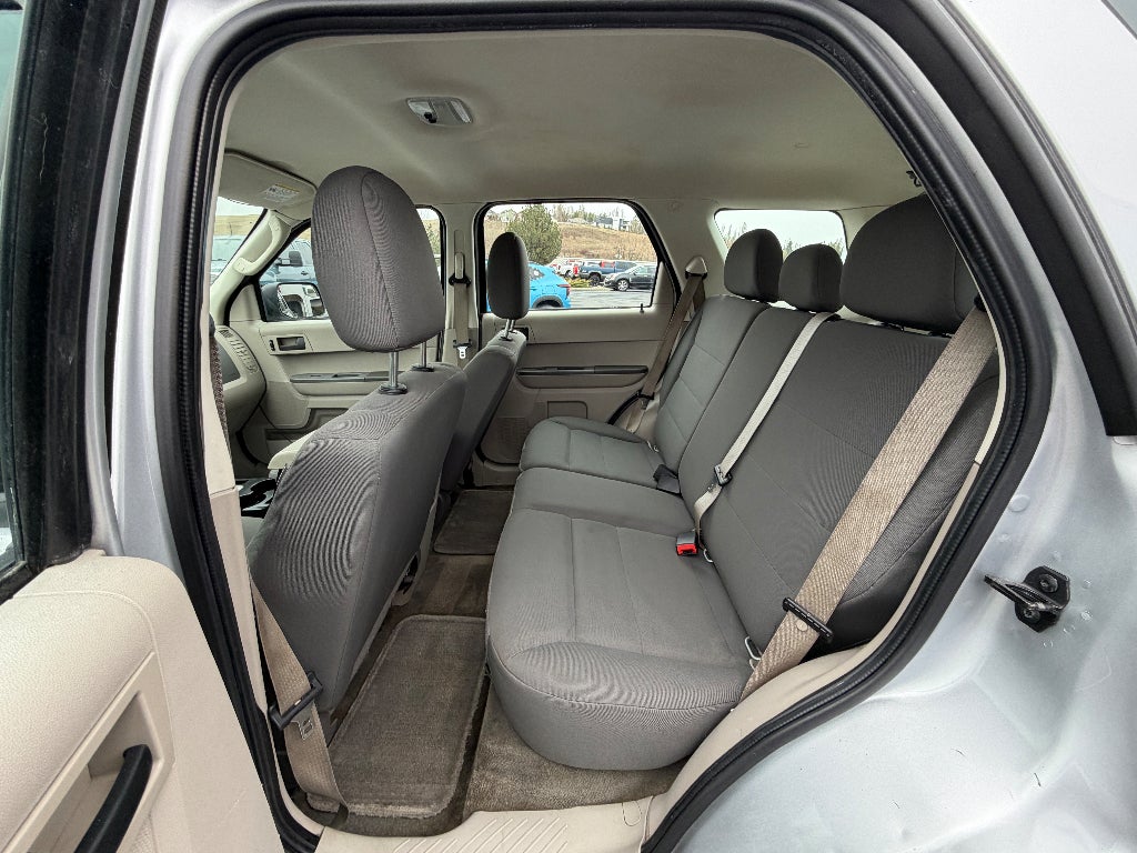 2010 Ford Escape XLS
