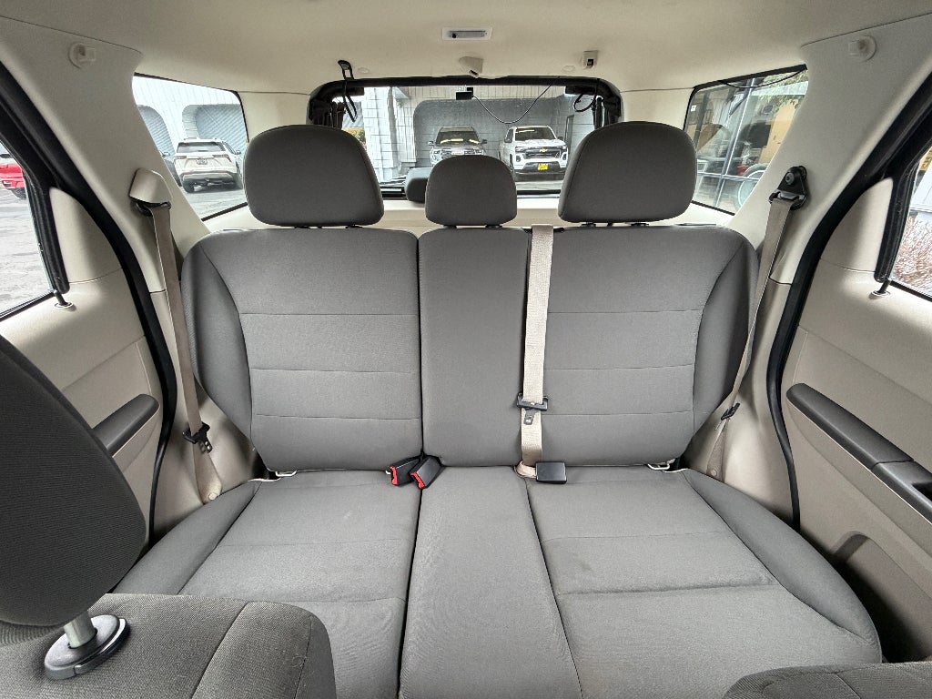 2010 Ford Escape XLS