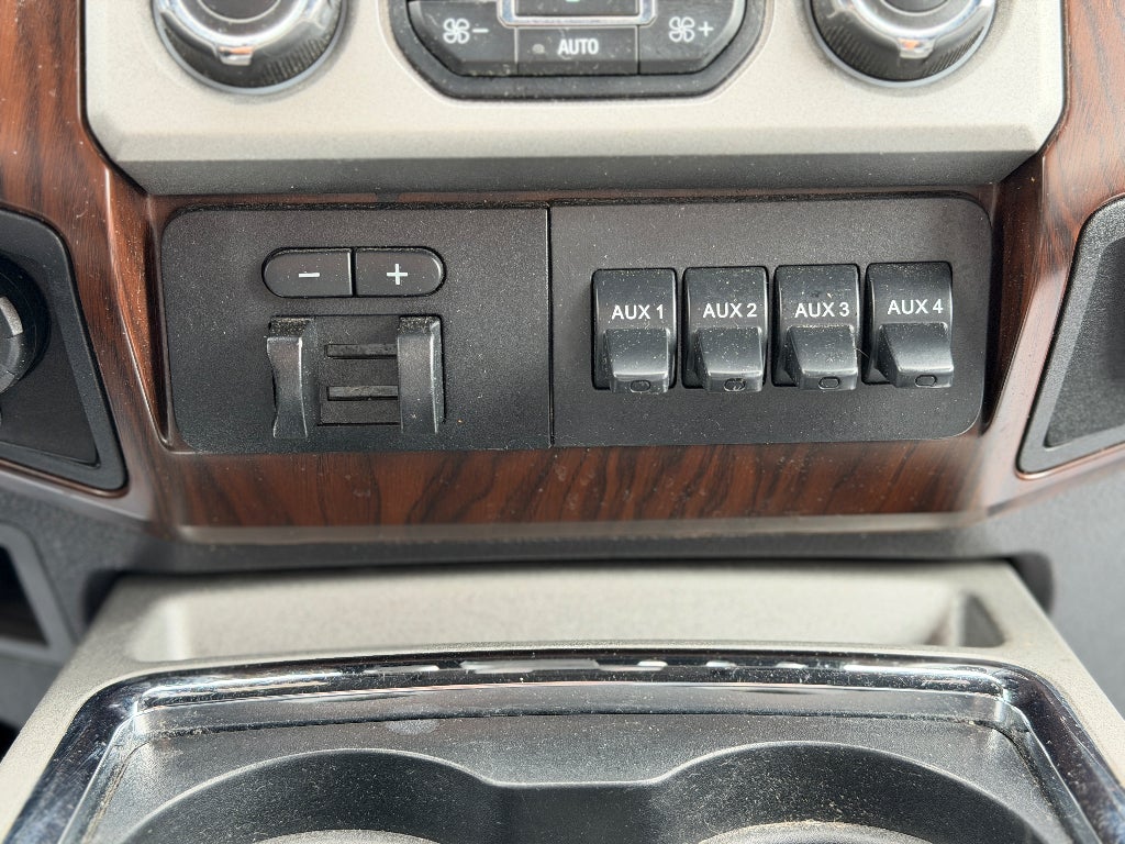 2016 Ford Super Duty F-350 SRW Platinum