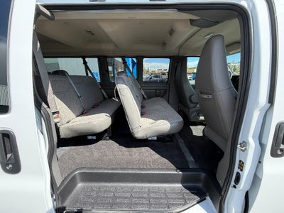 2025 Chevrolet Express Passenger 1LT