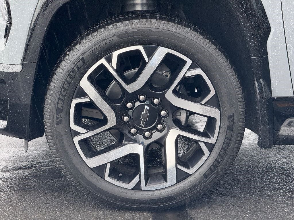 2025 Chevrolet Silverado EV RST - Max Range