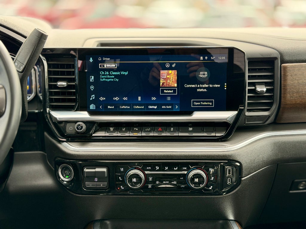 2025 Chevrolet Silverado 3500 HD High Country