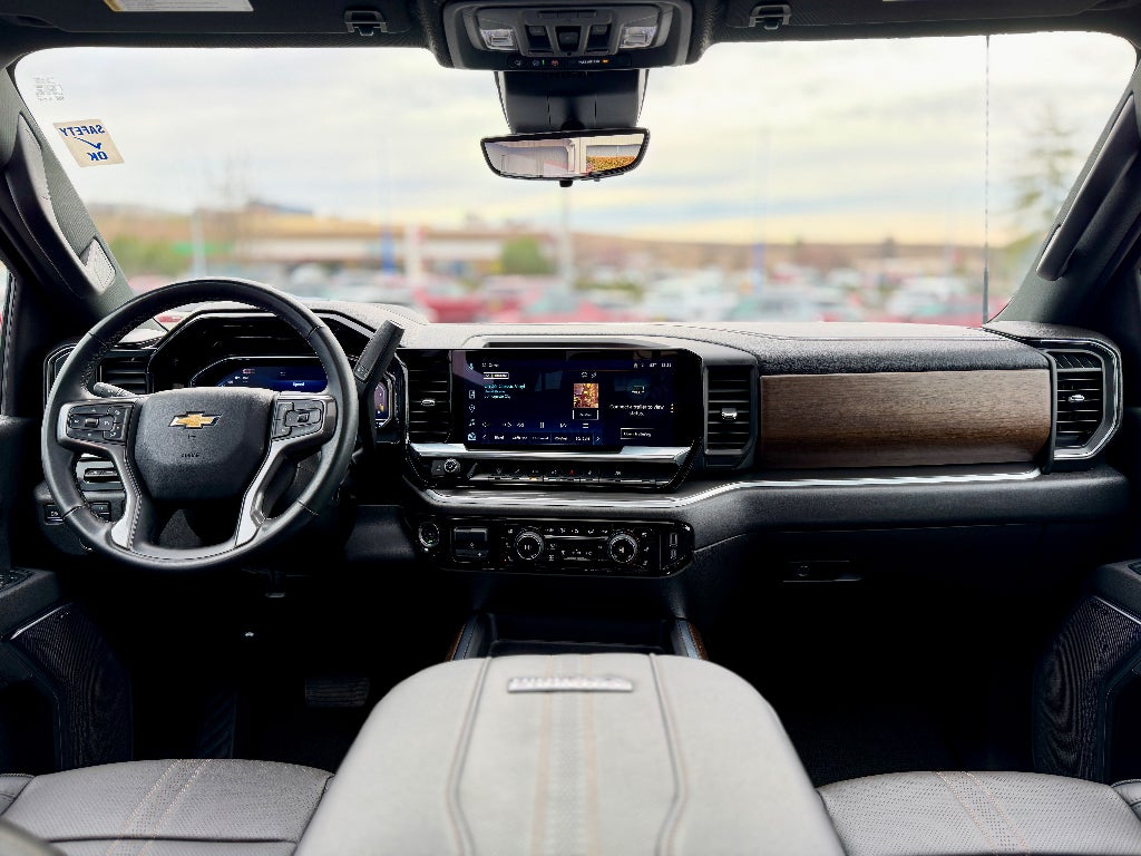 2025 Chevrolet Silverado 3500 HD High Country