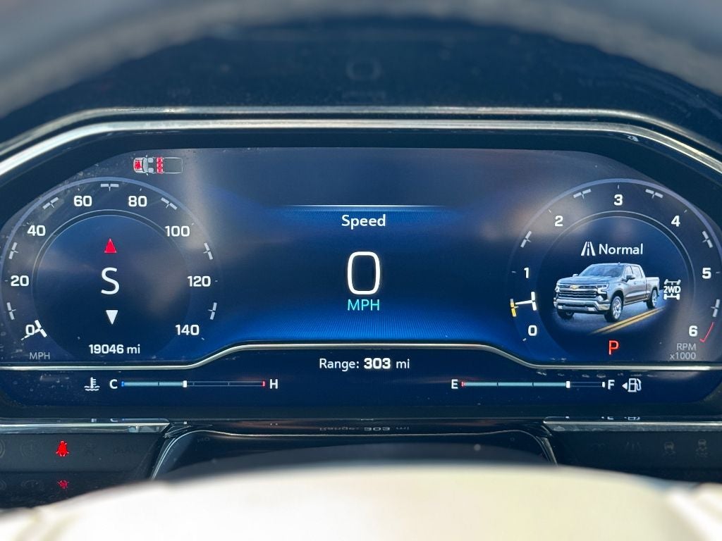 2025 Chevrolet Silverado 1500 LTZ