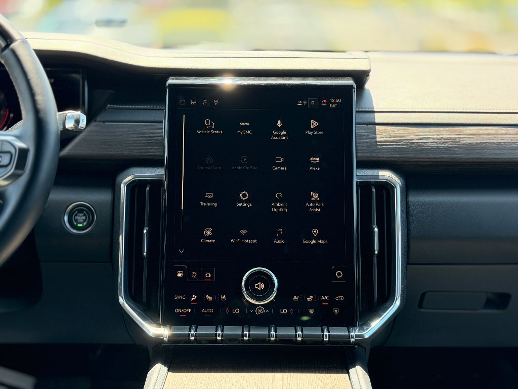 2025 GMC Acadia Denali