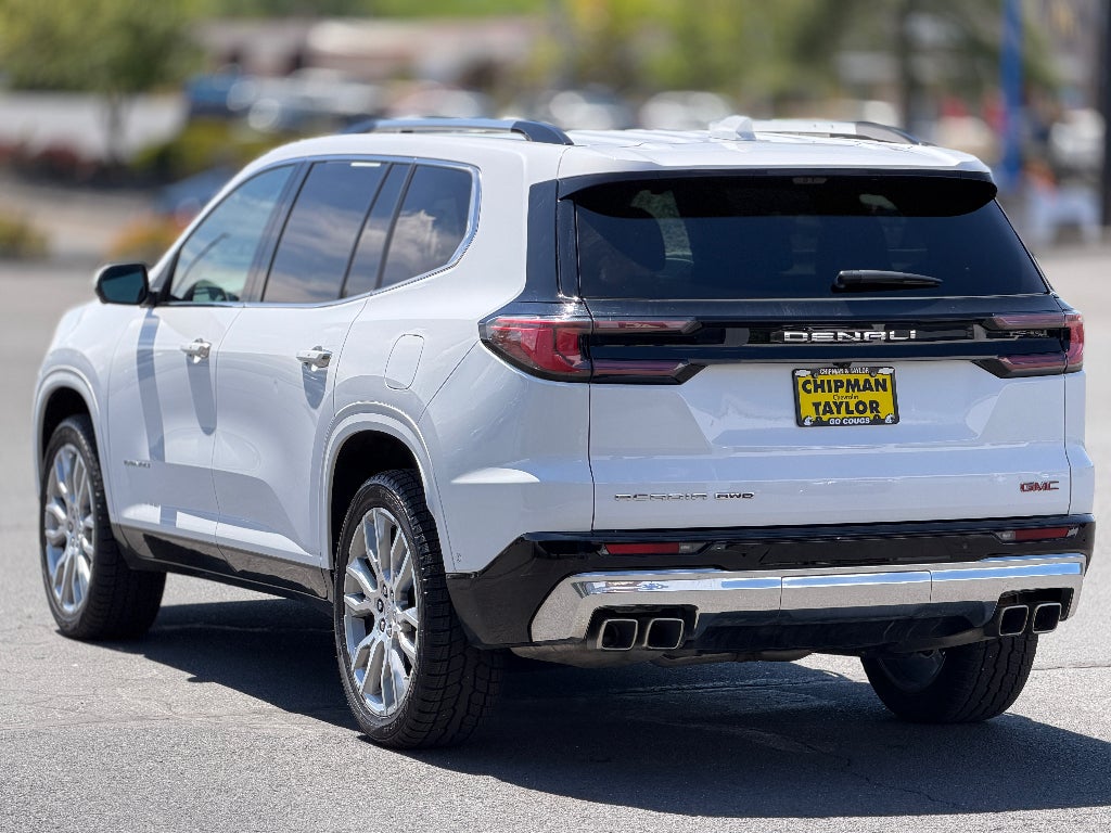 2025 GMC Acadia Denali