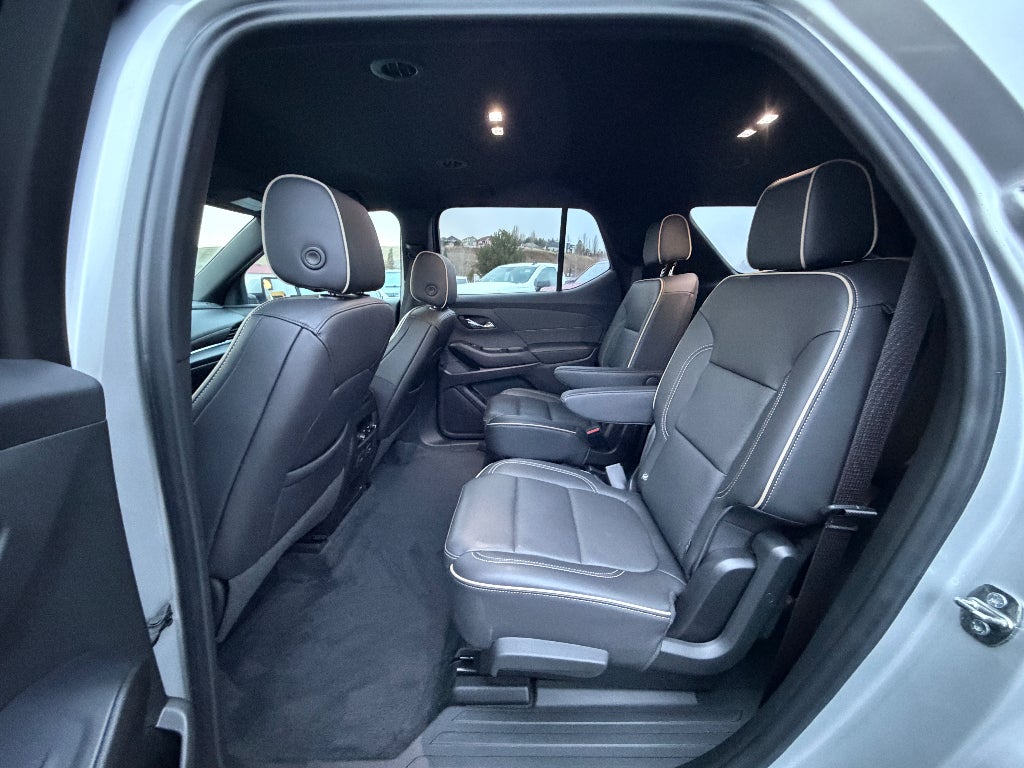 2022 Chevrolet Traverse Premier