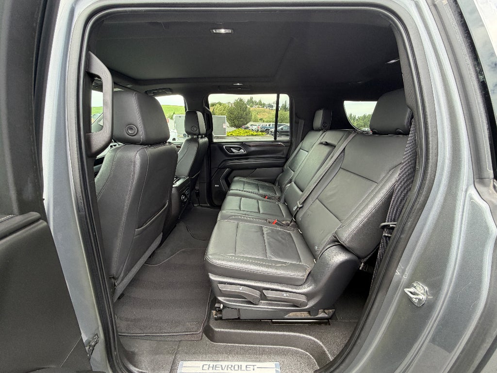 2021 Chevrolet Suburban LT
