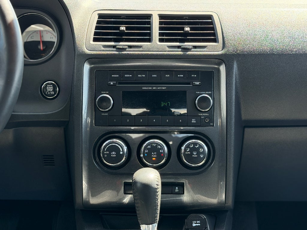 2014 Dodge Challenger SXT