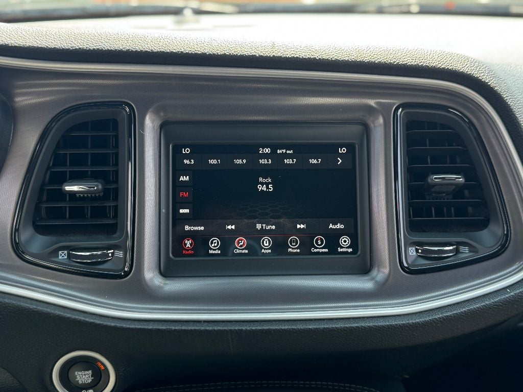 2022 Dodge Challenger SXT