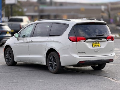2020 Chrysler Pacifica Launch Edition