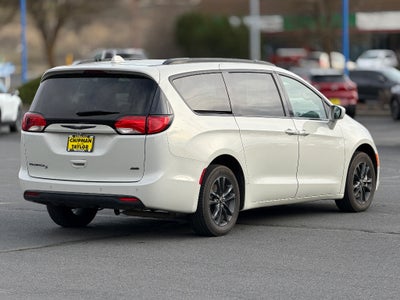 2020 Chrysler Pacifica Launch Edition
