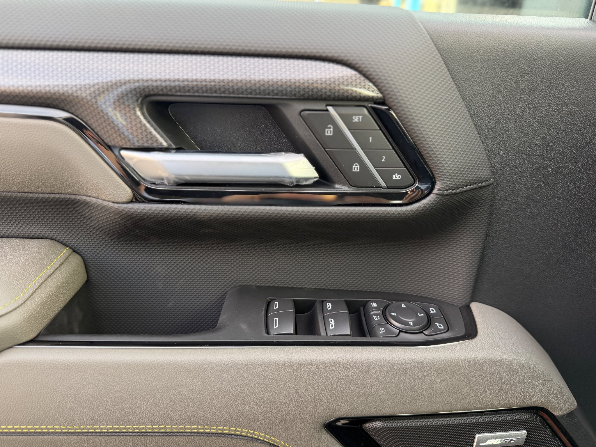 2026 Chevrolet Silverado 2500 HD ZR2 - Photo 12