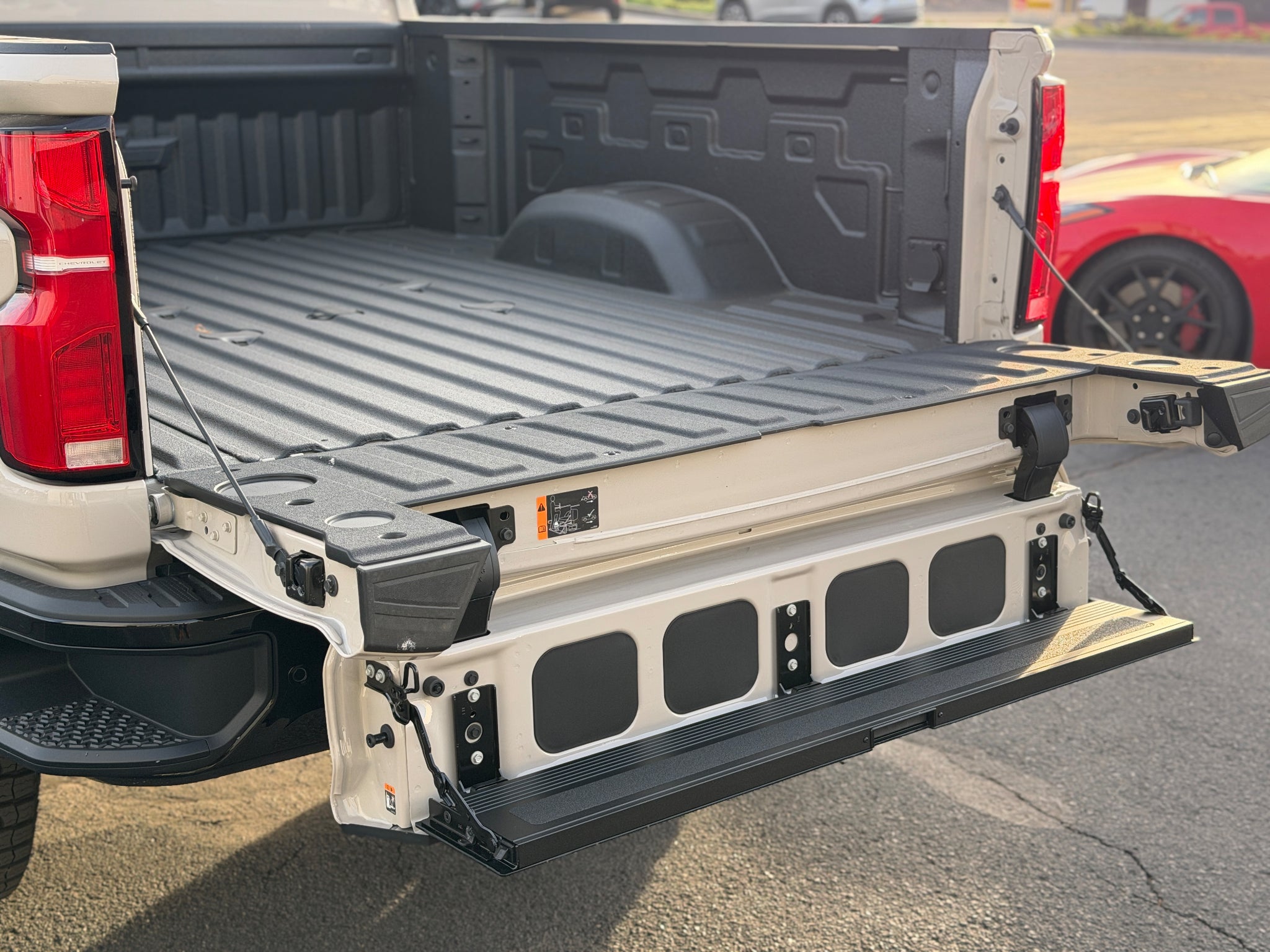 2026 Chevrolet Silverado 2500 HD ZR2 - Photo 9