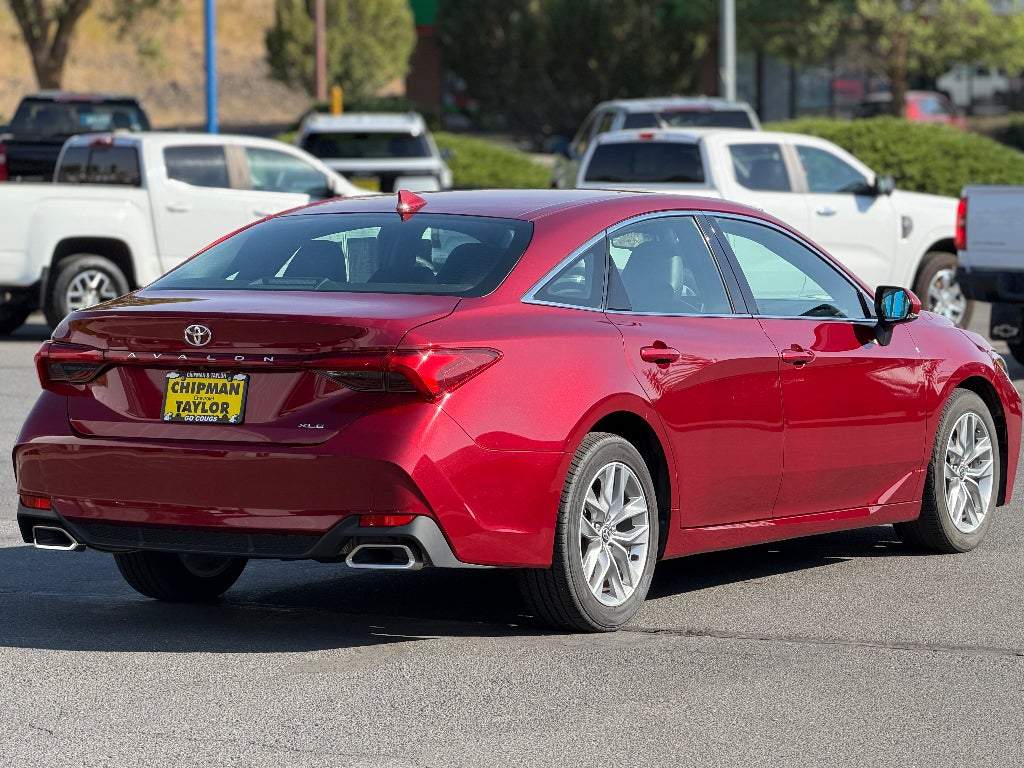 2022 Toyota Avalon XLE