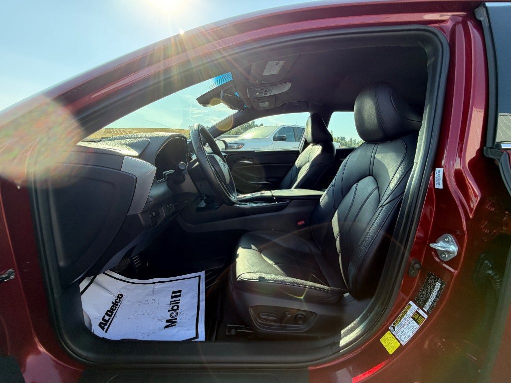 2022 Toyota Avalon XLE