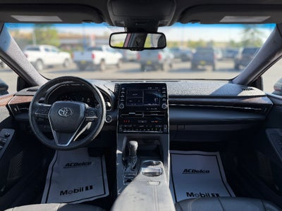 2022 Toyota Avalon XLE