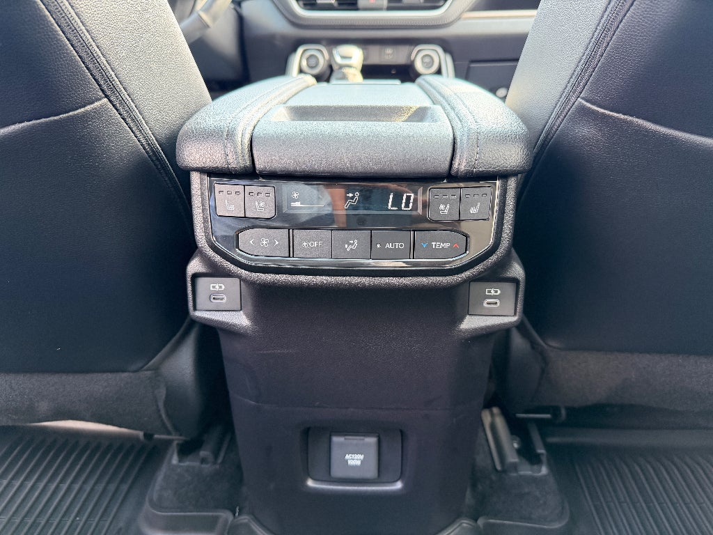 2025 Toyota Grand Highlander Platinum