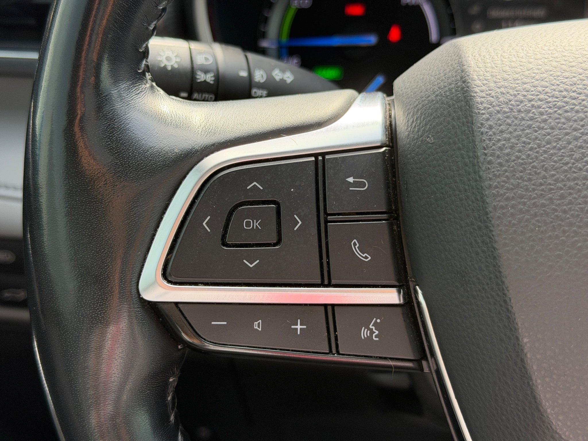 2020 Toyota Highlander Hybrid Platinum