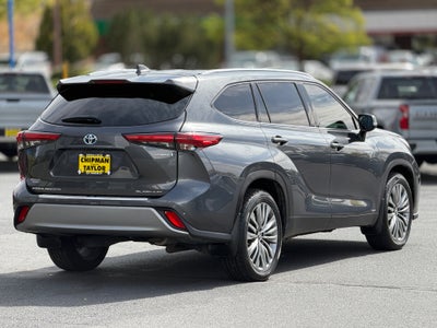 2020 Toyota Highlander Hybrid Platinum