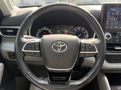 2020 Toyota Highlander Hybrid Platinum