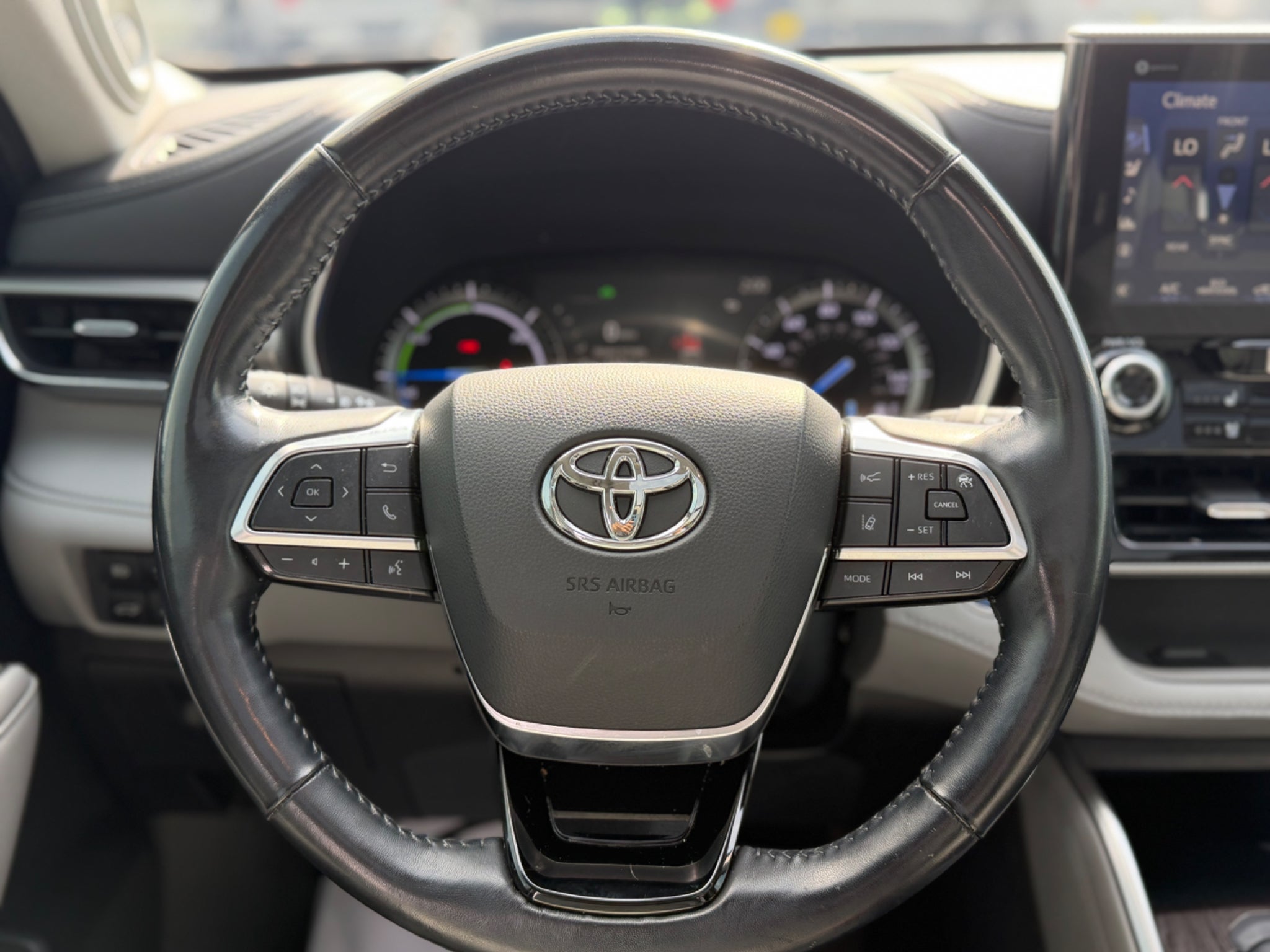 2020 Toyota Highlander Hybrid Platinum