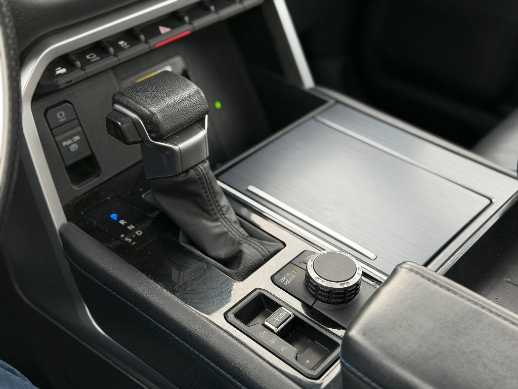 2023 Toyota Tundra 4WD Platinum Hybrid